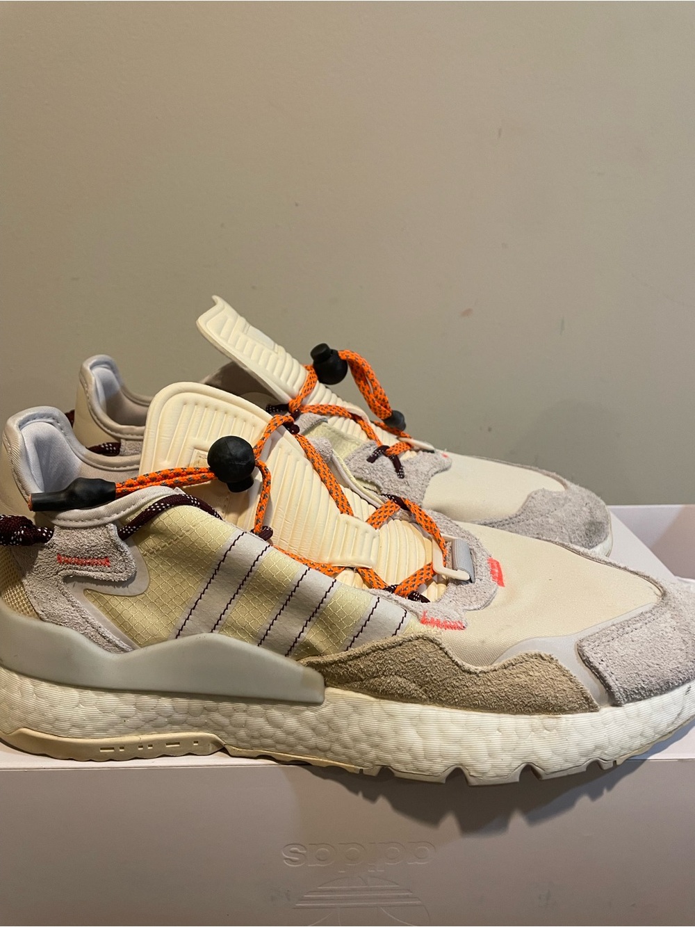 adidas IVP Nite Jogger Box Label - Cream, Beige & Orange